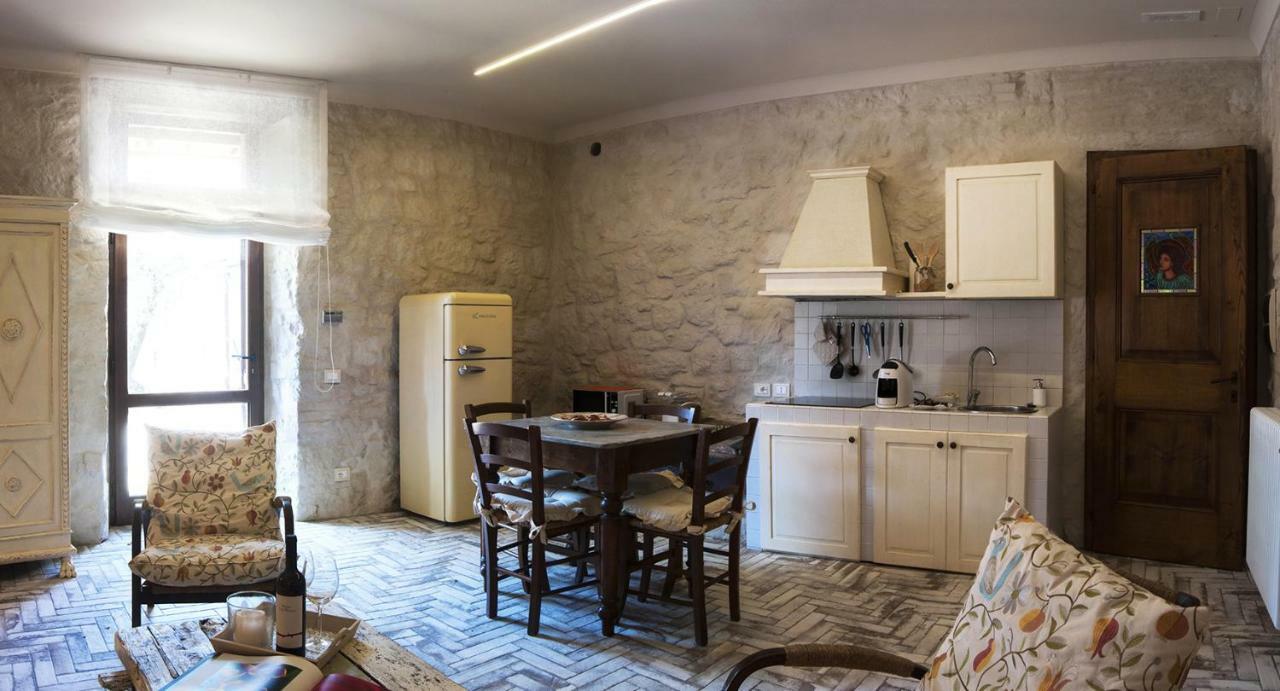 Agriturismo La Pieve Colle di Val d'Elsa Exterior foto